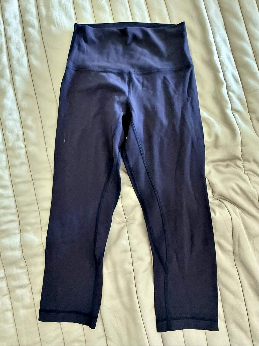 Lululemon Navy Blue High Rise Crop Leggings Size 4